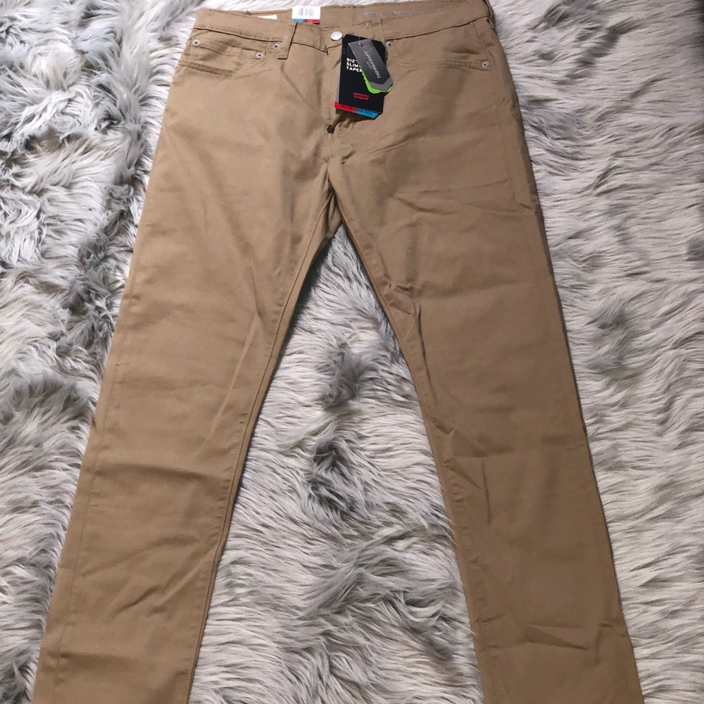 Men’s Levi jeans